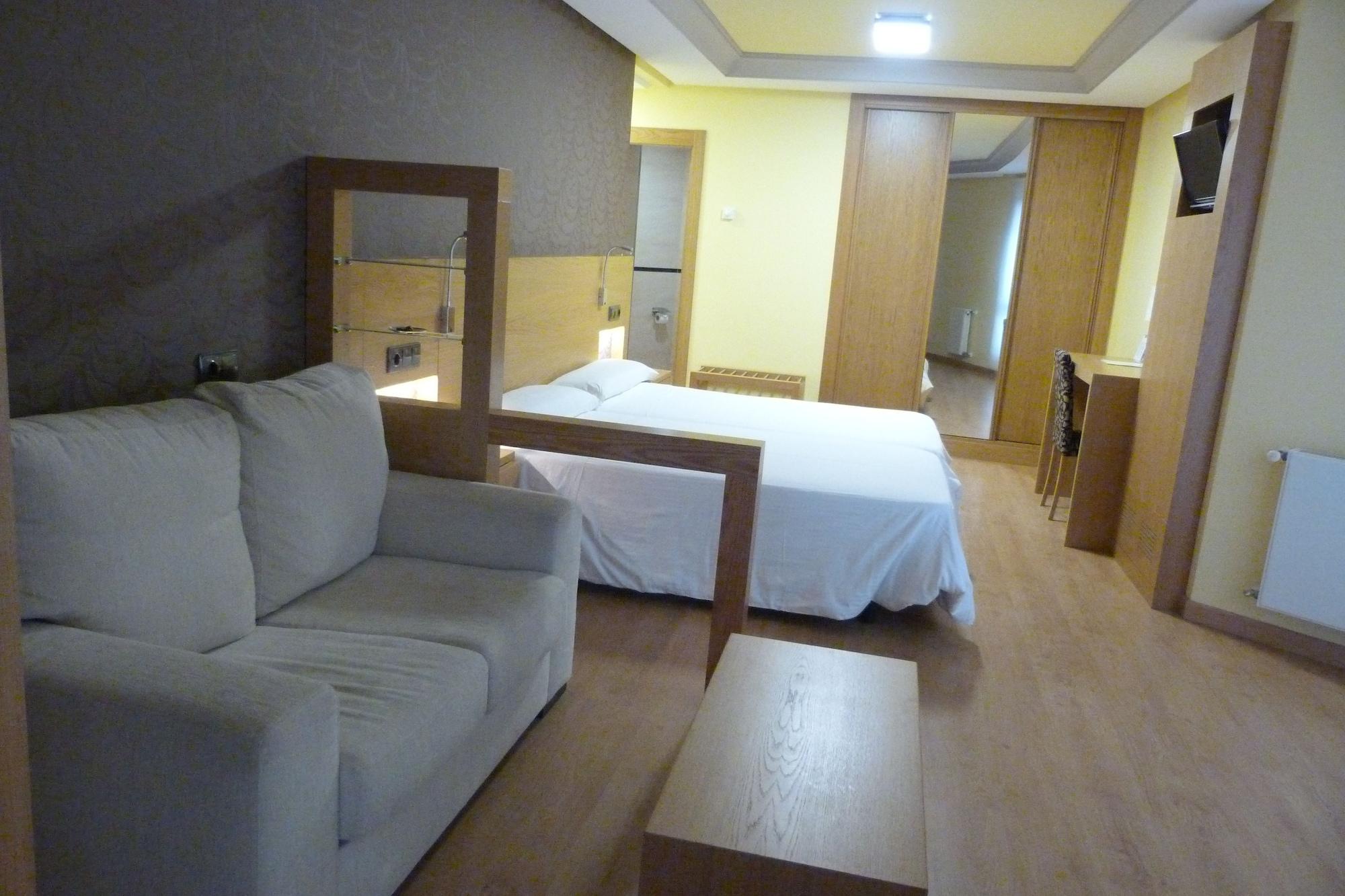 Hotel Nordes Burela Eksteriør billede